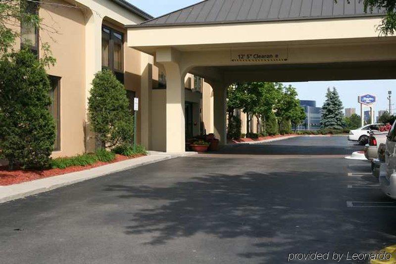 Hotel Baymont By Wyndham Southfield/Detroit Extérieur photo